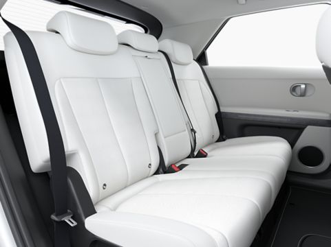 Flexibilní uspořádání sedadel v elektromobilu Hyundai IONIQ 5.
